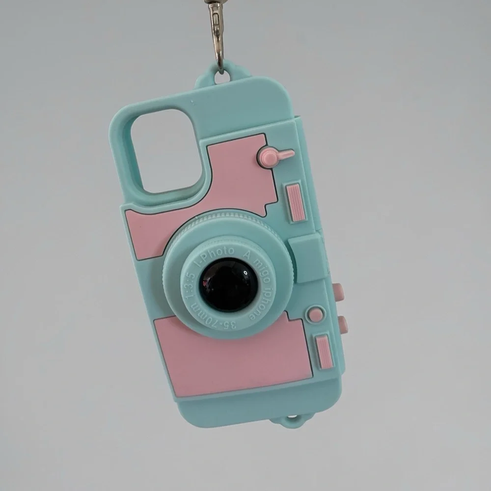 UnnFiko Wallet Case for iPhone 7 Plus/8 Plus Cute Camera Design with Strap NWOT
